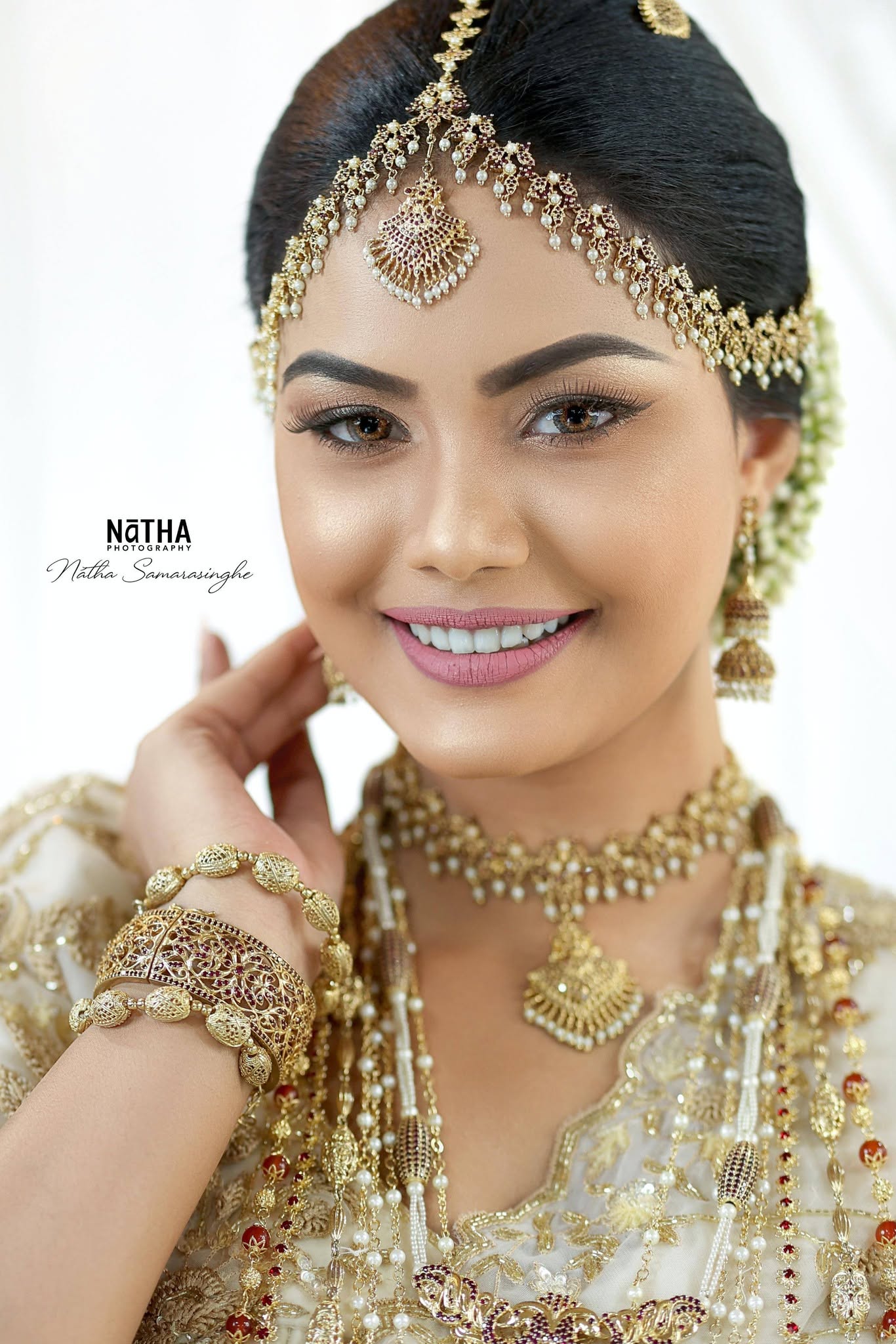 Salon Anura – Makeup Services